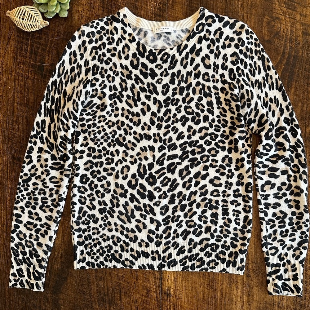 Equipment | Sloane Leopard Print 100% Cashmere Crewneck Sweater, Size S - Picture 2 of 8